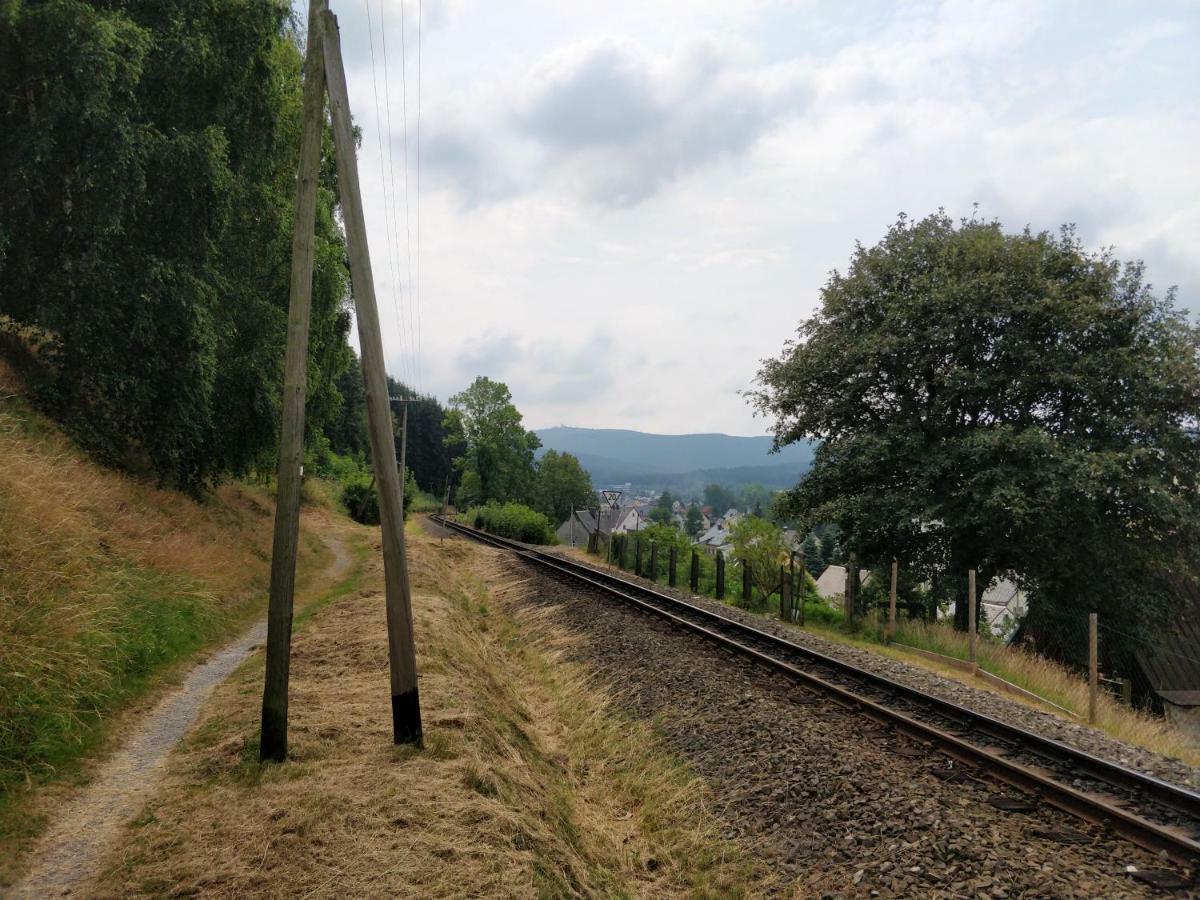 Ferienwohnung Bimmelbahn-Blick Neudorf  Exterior photo